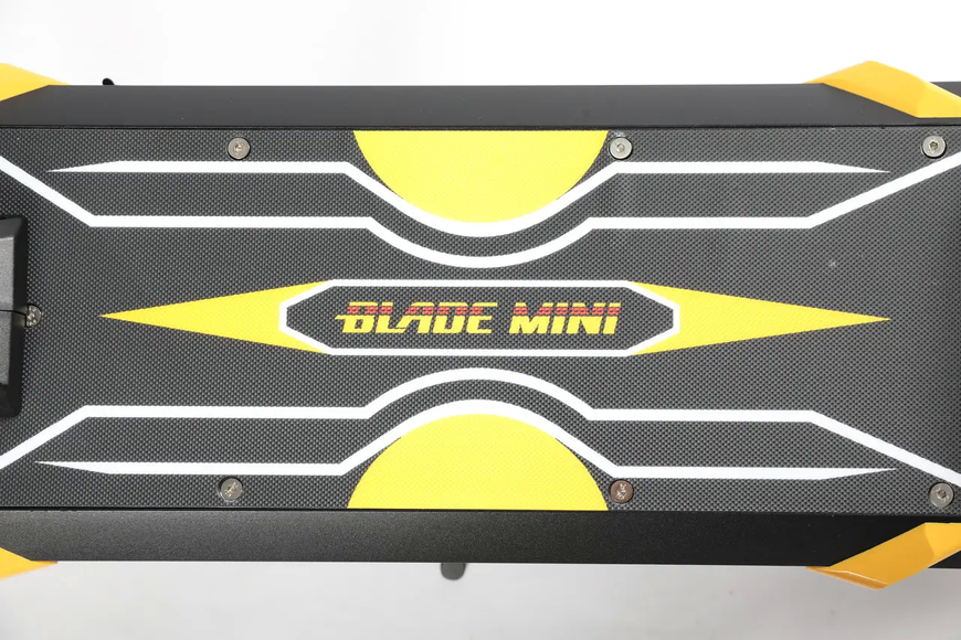 Повнопривідний електросамокат Teverun Blade Mini pro Blade Mini Pro фото