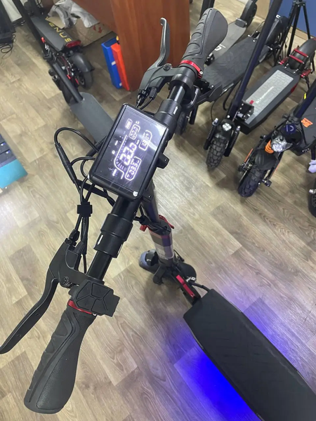 Електросамокат Tecros T4 PRO TECROS T4 PRO фото